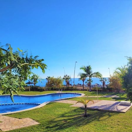 Espacioso Apartamento Con Preciosos Jardines Y Bbq Isla Plana Exteriör bild