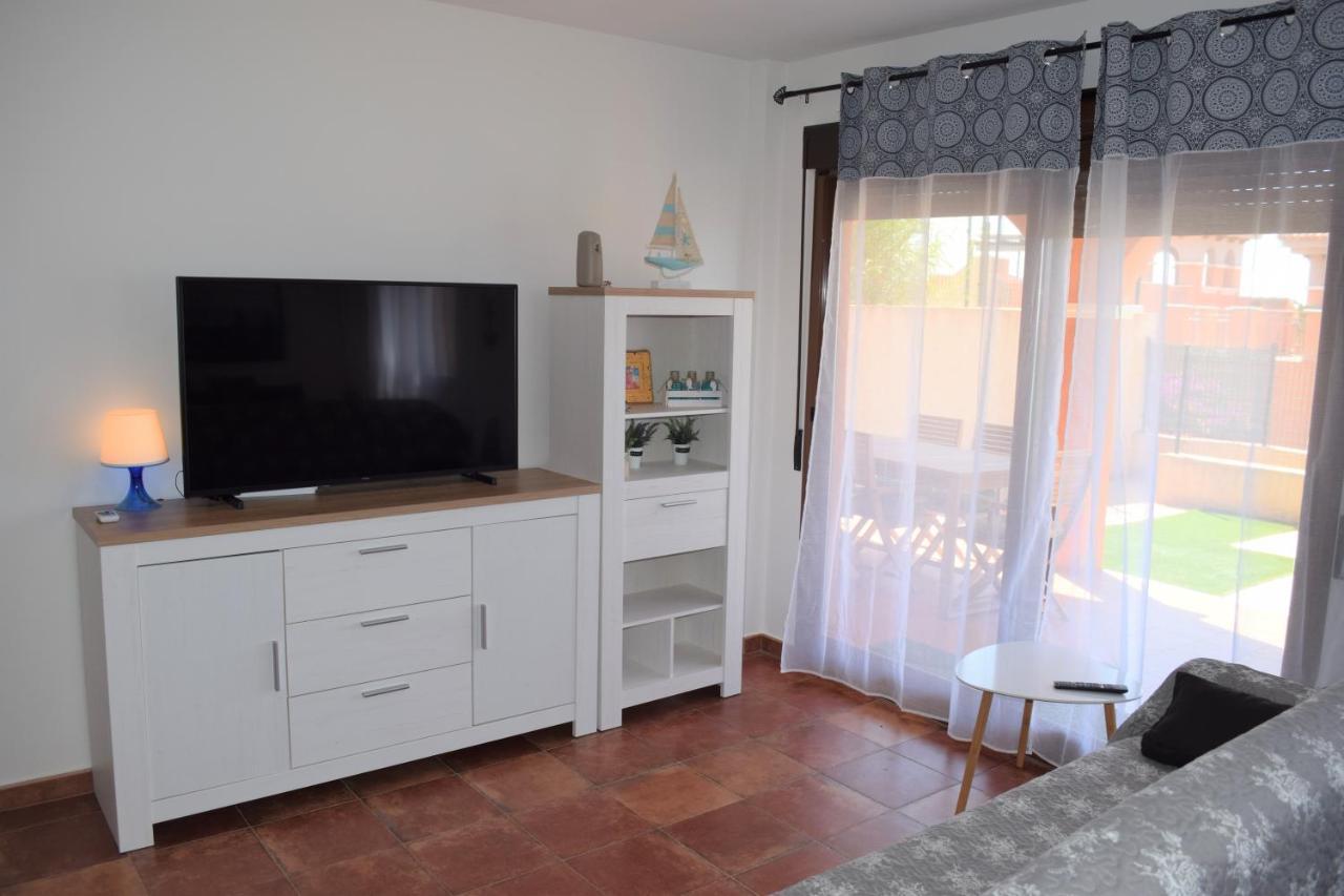 Espacioso Apartamento Con Preciosos Jardines Y Bbq Isla Plana Exteriör bild