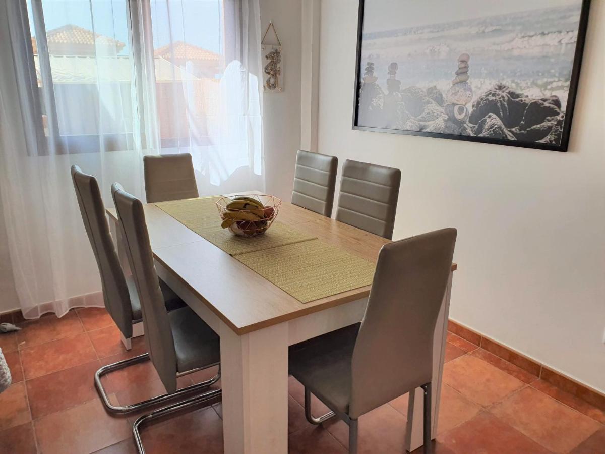Espacioso Apartamento Con Preciosos Jardines Y Bbq Isla Plana Exteriör bild